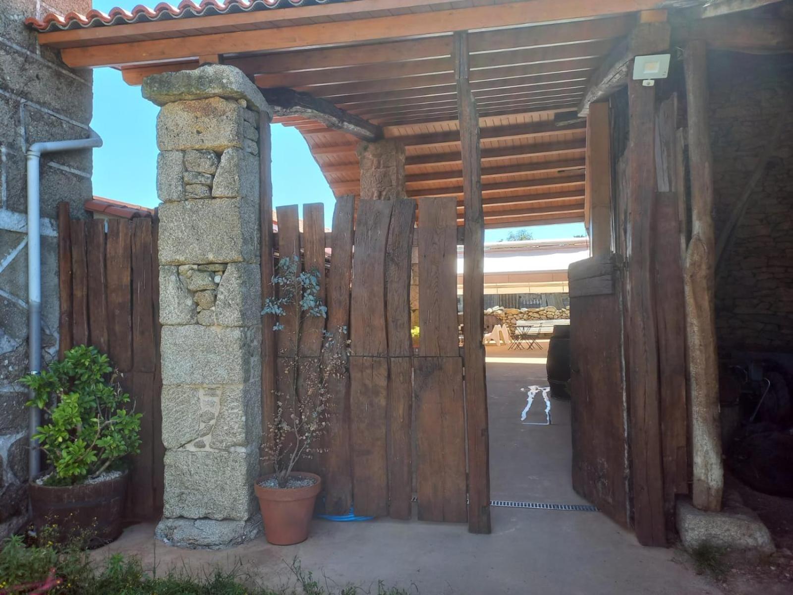Pension O Corazon Da Ribeira Sacra La Teijeira エクステリア 写真