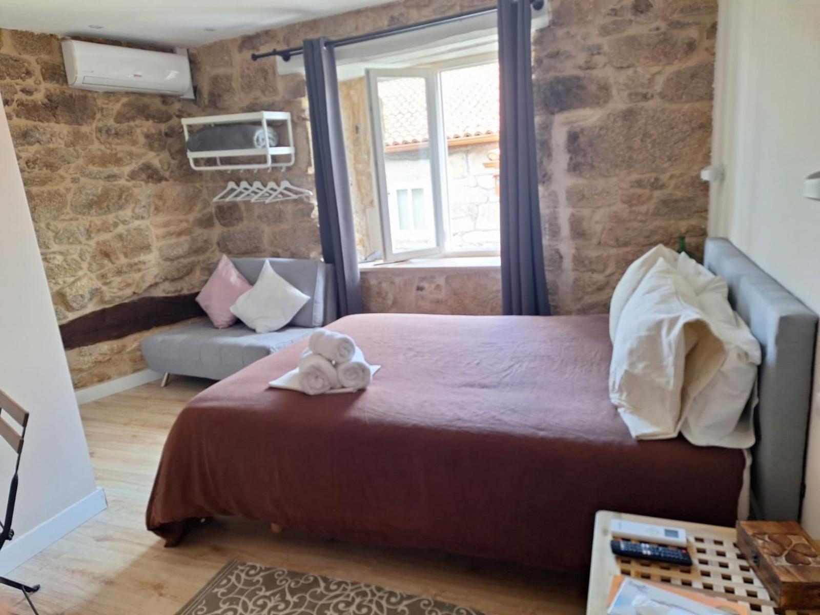 Pension O Corazon Da Ribeira Sacra La Teijeira エクステリア 写真